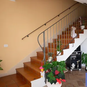  Bed & Breakfast Al Doremi Italia